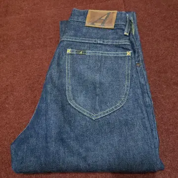 아나토미카 마릴린 2w25 가죽 패치 셀비지 체인 스티치