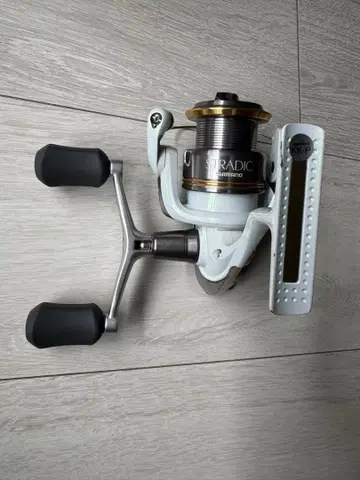 시마노 스트라딕 2500FD