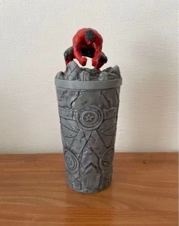 캡틴 아메리카 드링크 홀더 레드 헐크