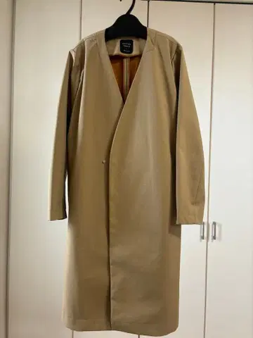 UNITED TOKYO 노카라 코트