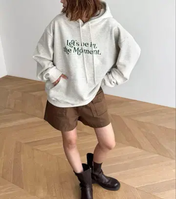 엘마르 자수 후드티