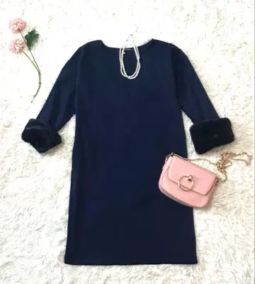 20.AquaGarage 네이비 퍼 원피스