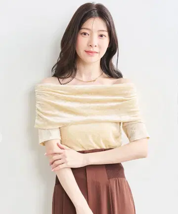 [ 코코딜 ] 오프숄더 메쉬 벨로아 상의