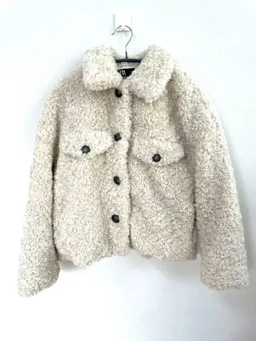 ZARA 보아 숏 기장 럭셔리 퍼 자켓 베이지 겉옷