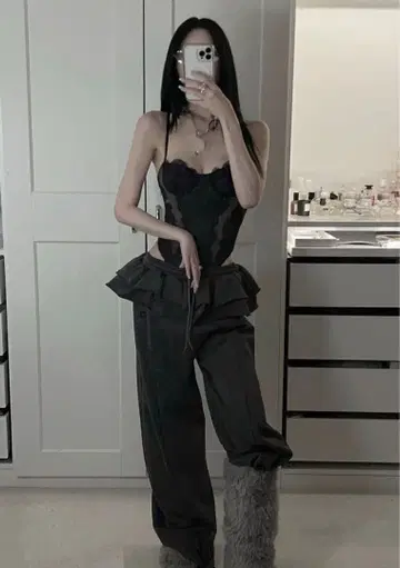 darich 유즈드 룩 프릴 스웨트 팬츠 택 포함 새상품