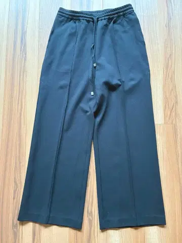 GALLARDA GALANTE 블랙 스트레이트 팬츠 11/9까지 판매!