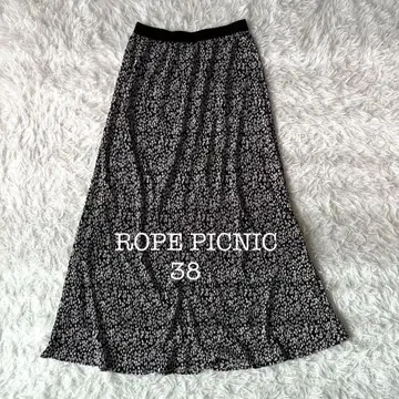 로페피크닉 꽃무늬 플리츠 롱 스커트 블랙 화이트 38 모노톤 코디
