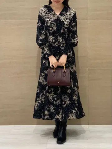 [ 새상품급 ] 스나이델*빅 자수 컬러 프린트 원피스