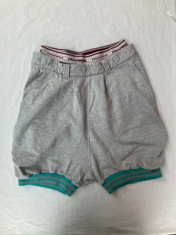 새상품급! CHUMS 팬츠