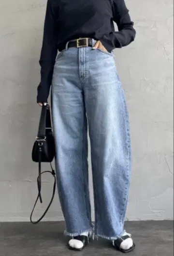 YANUK 야누크 Laura 와이드 스트레이트 데님 24