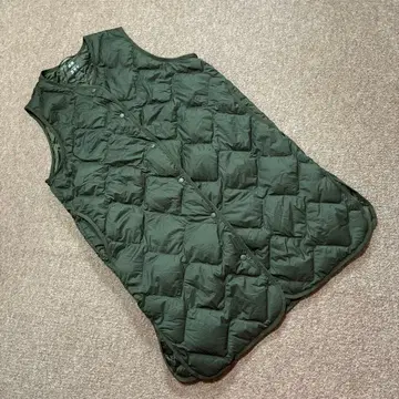 UNIQLO U.L. DOWN LONG VEST