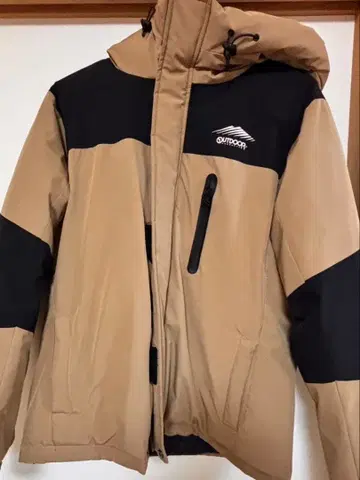 OUTDOOR 다운 자켓 베이지/블랙