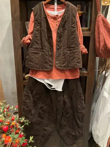 퀼팅 베스트와 팬츠 세트