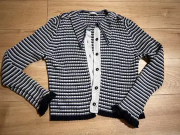 AKANE UTSUNOMIYA 가디건 상의