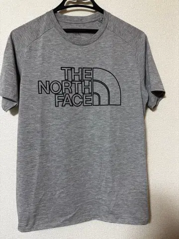 THE NORTH FACE 그레이 반팔 T셔츠