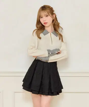 apresjour 옷깃 절개 니트탑