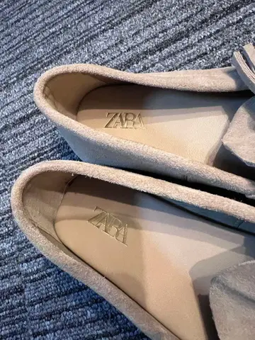 ZARA 베이지 프린지 모카신 사이즈 23