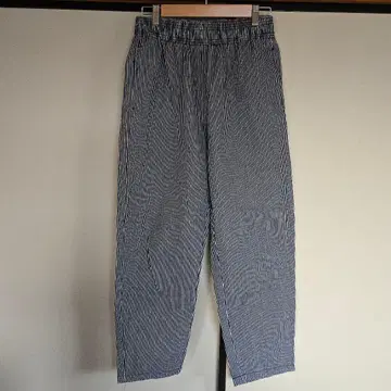 새상품급 지유 스트라이프 와이드 팬츠 허리밴딩 [ M ]