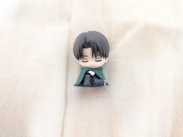 진격의 거인 리바이 잠자는 대