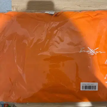 엔드리스 YouTuber 오렌지 후드티