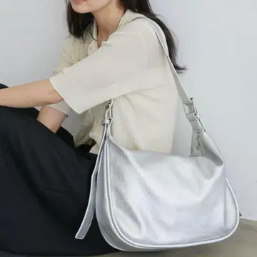 실버 숄더백 조정 가능