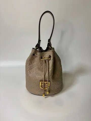 새상품급 FURLA 베이지 버킷 백