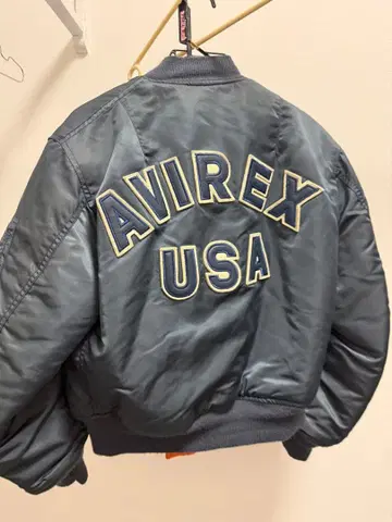 AVIREX 아치 로고 M 사이즈 플라이트 자켓 MA-1 USA제