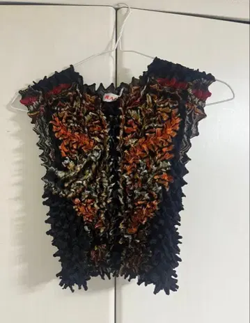 TAKATO 착용 MASU SPIKY POPCORN VEST 23ss