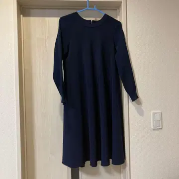 맥피 네이비 니트 원피스