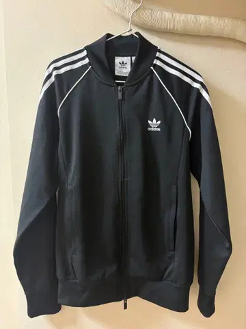 adidas 블랙 트랙 자켓 M 사이즈