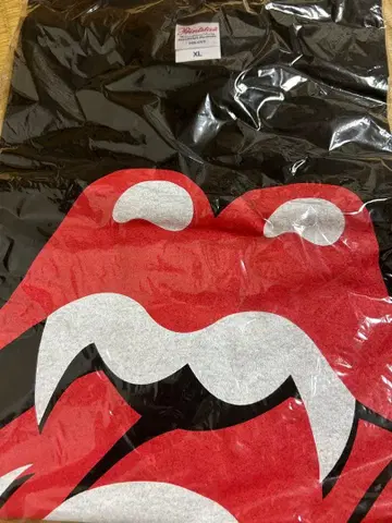 시이나 히카리 도게자 로드 티셔츠