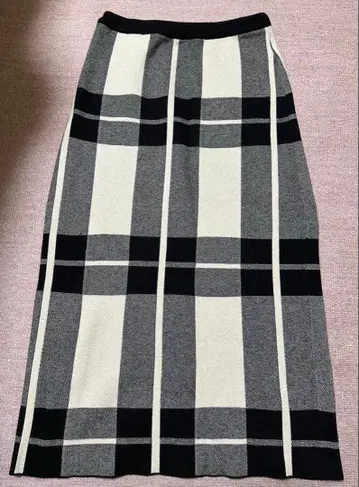 체크 니트 롱 타이트 스커트