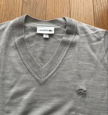 새상품 LACOSTE 울 100% 스웨터
