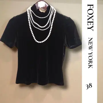 FOXEY NEWYORK 블랙 하이넥 반팔 38