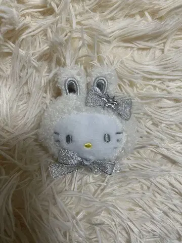 산리오 캐릭터즈 시크릿 헤어 클립 키티