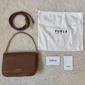 훌라 숄더백 가죽 체인 크로스바디백