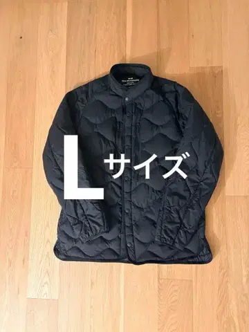 유니클로 화이트 마운티니어링 다운 L 블랙