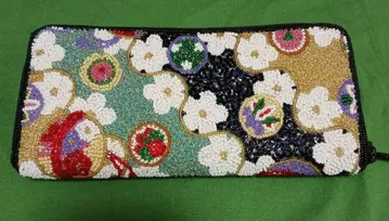 KATORIYA 비즈 자수 장지갑 꽃무늬