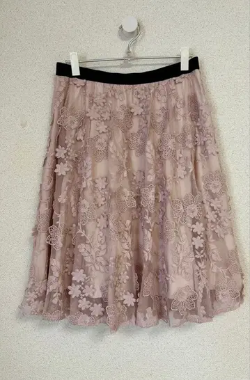 로즈 티아라 레이스 튤 플레어 스커트 42