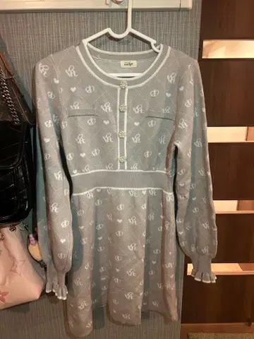 Evelyn 로고 니트 원피스