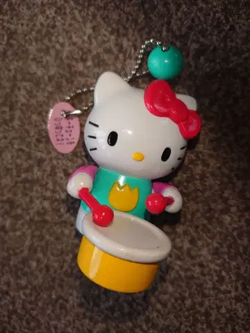 키티 KITTY 1999 북 치는 키링