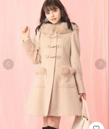 로디스포토 퍼 달린 베이지 더플 코트