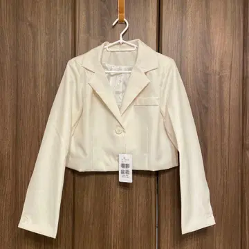 아이보리 테일러드 자켓 레이디라이크