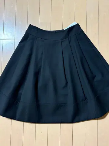 M premier 블랙 플레어 스커트 38