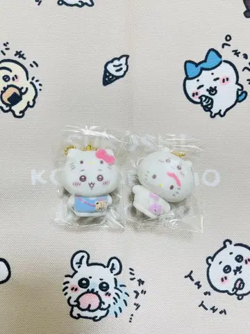 치이카와 x 헬로키티 치이카와 x 산리오 플로키 마스코트 참