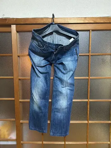 닐 바렛 스키니 핏 데님