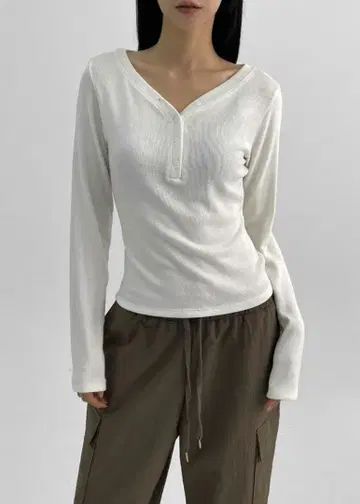 blackup 헨리넥 롱t ivory