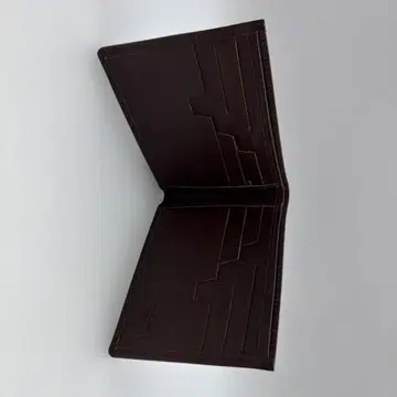 브라운 가죽 접이식 지갑