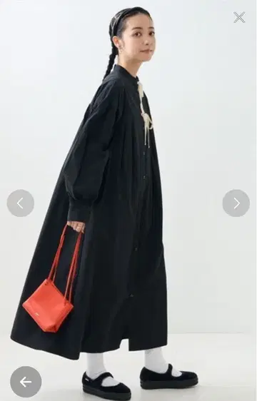 블랙 롱 드레스 벌룬 슬리브