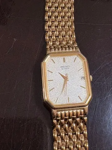 SEIKO 골드 손목시계 아날로그